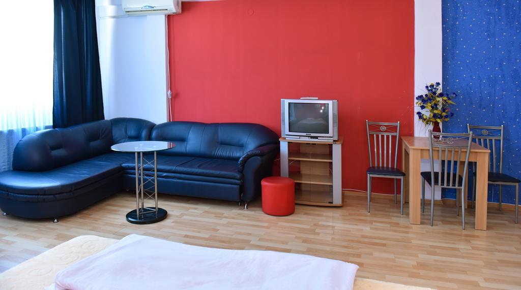 Hostel Milkaza Нови Сад Екстериор снимка