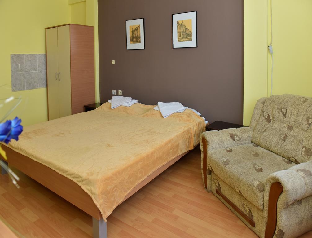 Hostel Milkaza Нови Сад Екстериор снимка