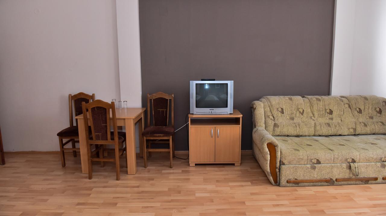 Hostel Milkaza Нови Сад Екстериор снимка